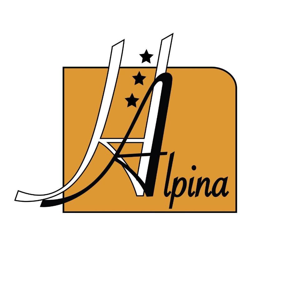 Hotel Alpina Ulrichen Exterior foto
