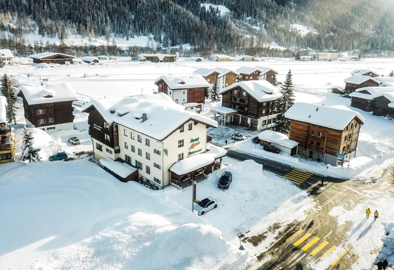 Hotel Alpina Ulrichen Exterior foto